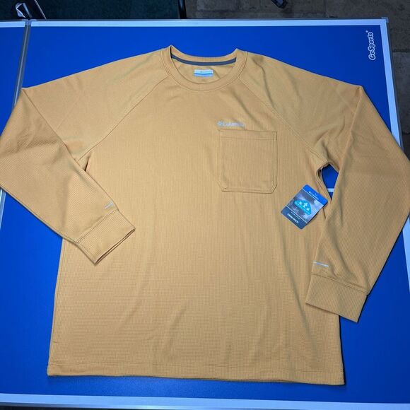 Columbia Men's Black Mesa Waffle Knit Crew Front Pocket Omni Wick Large NEW $55 - Picture 1 of 4